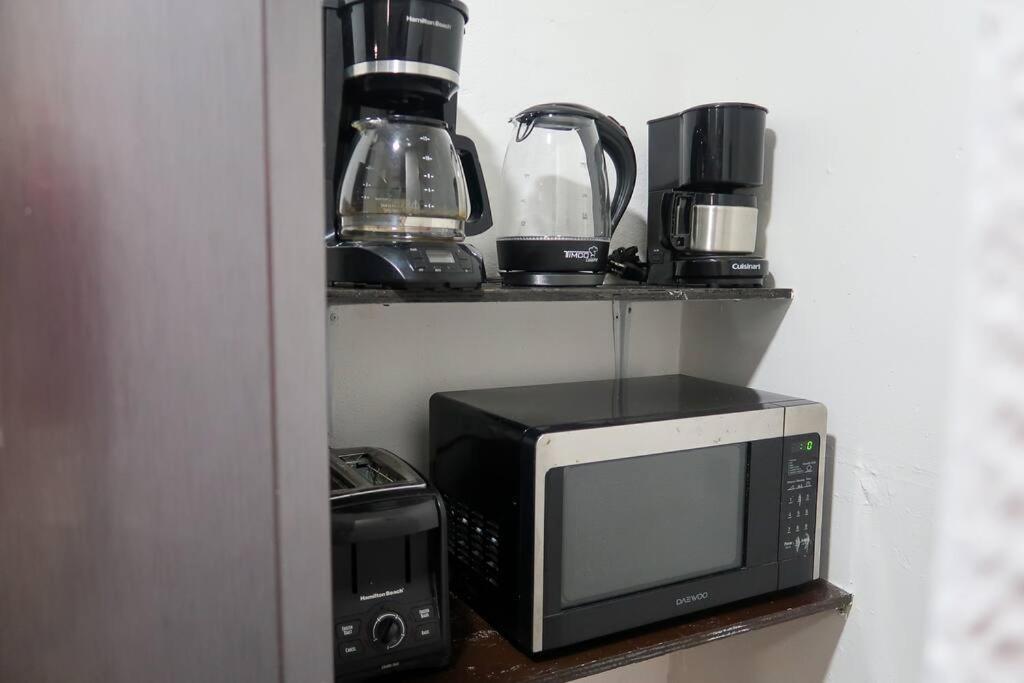 Casa Aurora #2: Private Room In Excellent Location 푸에르토 발라타 외부 사진